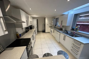 6 bed house, Tiverton Road, Selly Park, Birmingham, B296DA - Image 4