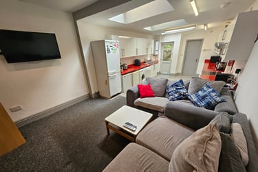 5 bed house, Dartmouth Road, Selly Park, Birmingham, B296DR - Image 2