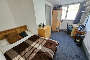 2 bed flat, Hobson Road, Selly Park, Birmingham, B297QA - Image 5