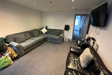 9 bed house, Tiverton Road, Selly Park, Birmingham, B296DB - Image 1