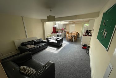 6 bed house, Teignmouth Road, Selly Park, Birmingham, B297AY - Image 2