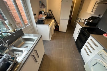 2 bed flat, Hobson Road, Selly Park, Birmingham, B297QA - Image 7