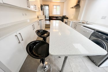 5 bed house, Tiverton Road, Selly Park, Birmingham, B296BS - Image 1