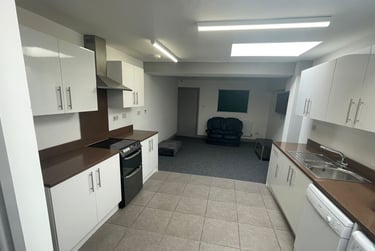 6 bed house, Tiverton Road, Selly Park, Birmingham, B296BP - Image 3