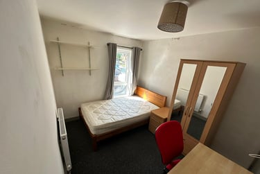 2 bed flat, Hobson Road, Selly Park, Birmingham, B297QA - Image 9