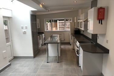 5 bed house, Heeley Road, Selly Park, Birmingham, B296EL - Image 1