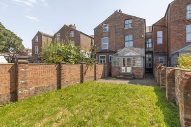 8 bed house, Connaught Avenue, Burnage, Manchester, M192NN - Image 2
