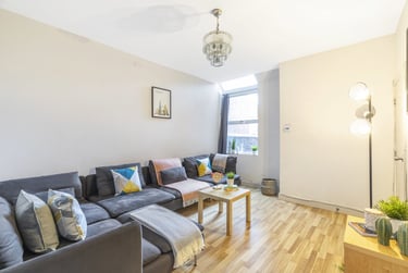 7 bed house, Fortuna Grove, Burnage, Manchester, M192BP - Image 3