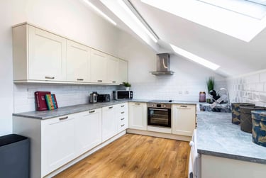 6 bed house, Brook Road, Fallowfield, Manchester, M146UE - Image 3