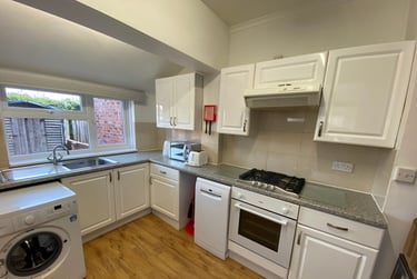 5 bed house, Park Road, Mount Pleasant, Exeter, EX12HT - Image 8