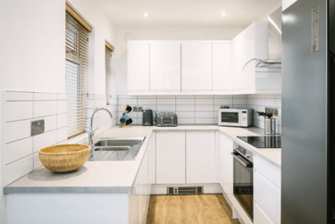 5 bed flat, West Road, City Centre, Lancaster, LA15PG - Image 1