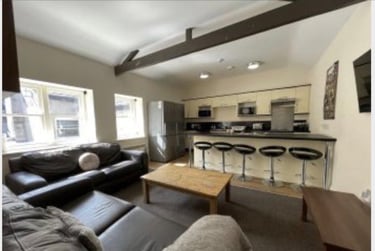 6 bed flat, New Street, City Centre, Lancaster, LA11EG - Image 2