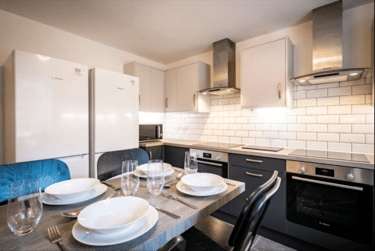 6 bed flat, New Street, City Centre, Lancaster, LA11EG - Image 1