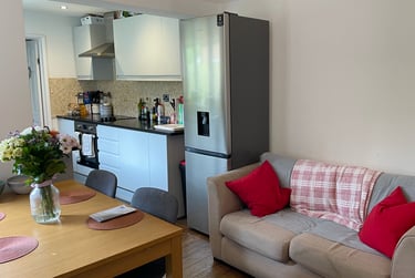 4 bed house, Dorothy Street, City Centre, Reading, RG12NL - Image 3