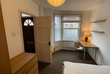 4 bed house, Dorothy Street, City Centre, Reading, RG12NL - Image 10