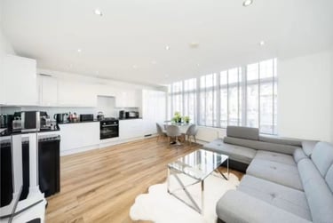 2 bed flat, Colney Hatch Lane, Muswell Hill, London, N101ER - Image 4