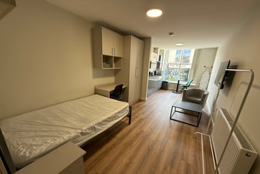 1 bed studio, Moor Lane, City Centre, Lancaster, LA11BQ - Image 1