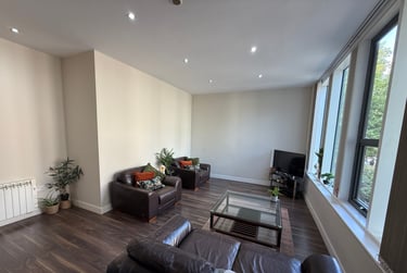 2 bed flat, Aalborg Place, City Centre, Lancaster, LA11AT - Image 1