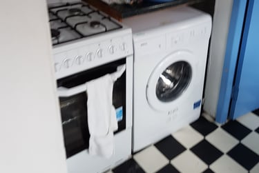 2 bed flat, Redclyffe Avenue, Victoria Park, Manchester, M145RG - Image 5