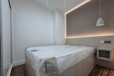 1 bed flat, Chester Road, Moss Side, Manchester, M169QN - Image 2