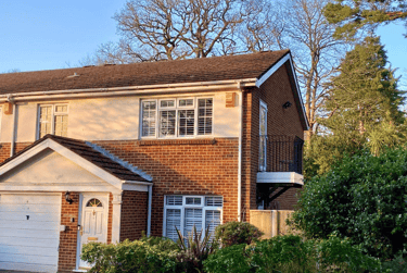 1 bed house, St. Ives Gardens, Charminster, Bournemouth, BH26NS - Image 3