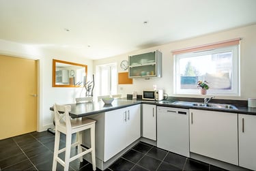 1 bed studio, Wraysbury Drive, Yiewsley, Uxbridge, UB77FL - Image 10