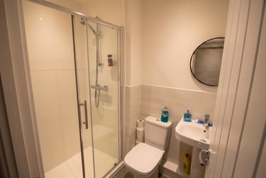 6 bed house, Slade Baker Way, Frenchay, Bristol, BS161YN - Image 9