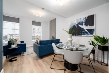 2 bed flat, Park Street, City Centre, Bristol, BS15JN - Image 1