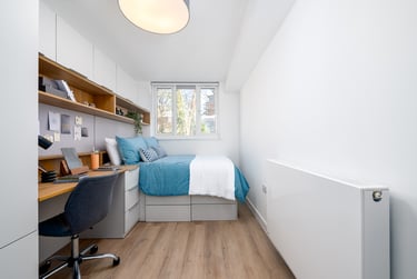 2 bed flat, Park Street, City Centre, Bristol, BS15ES - Image 1