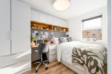 2 bed flat, Park Street, City Centre, Bristol, BS15JG - Image 1
