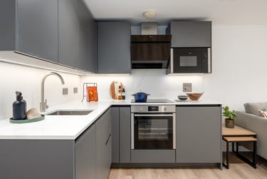 1 bed flat, Park Street, City Centre, Bristol, BS15JG - Image 3