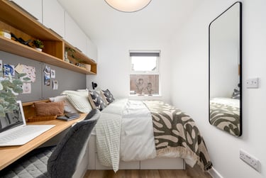 2 bed flat, Park Street, City Centre, Bristol, BS15JG - Image 2