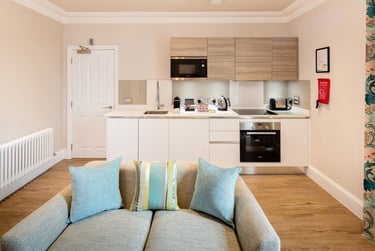 2 bed flat, St. Pauls Road, Clifton, Bristol, BS81LT - Image 2