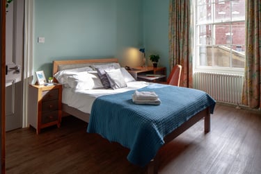 6 bed flat, Triangle South, Kingsdown, Bristol, BS81EY - Image 1