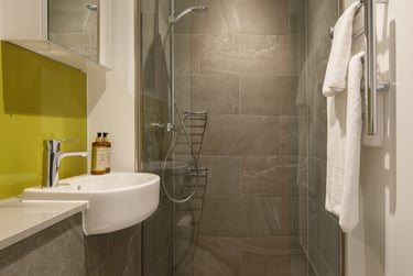 1 bed flat, Park Street, City Centre, Bristol, BS15JN - Image 7