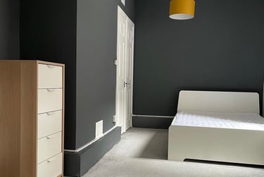 2 bed flat, Hazelwood Avenue, Jesmond, Newcastle, NE23HU - Image 3