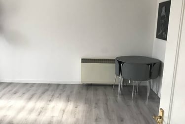 2 bed flat, Albany Gardens, Old Heath, Colchester, CO28HU - Image 3