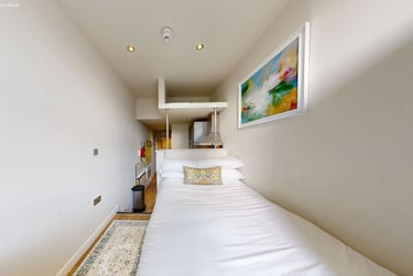 1 bed flat, Queens Road, Clifton, Bristol, BS81QU - Image 1