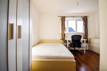 6 bed house, Ambassador Square, Isle of Dogs, London, E149UX - Image 7
