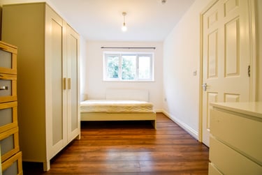 6 bed house, Ambassador Square, Isle of Dogs, London, E149UX - Image 8