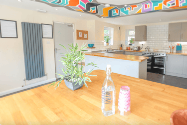 8 bed house, Bodiam Avenue, Woodingdean, Brighton, BN24LN - Image 1