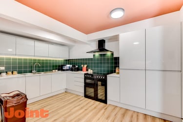 1 bed house, Freeview Road, Twerton, Bath, BA21DT - Image 2