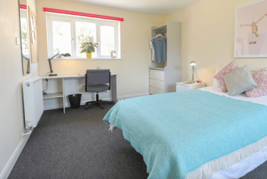 8 bed house, Heath Hill Avenue, Woodingdean, Brighton, BN24LS - Image 2
