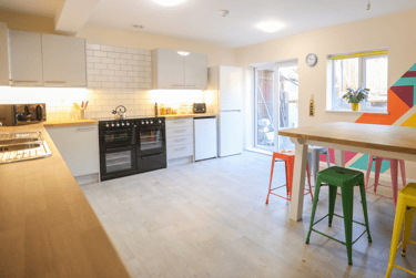 8 bed house, Norwich Drive, Moulsecoomb, Brighton, BN24LA - Image 2
