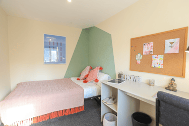 1 bed house, Colbourne Avenue, Moulsecoomb, Brighton, BN24GE - Image 2