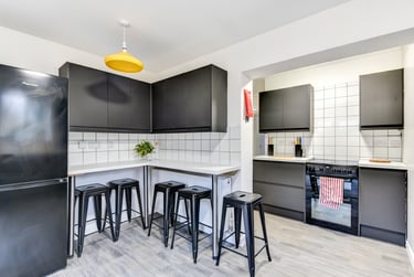 1 bed house, Rowlandson Gardens, Lockleaze, Bristol, BS79UH - Image 2