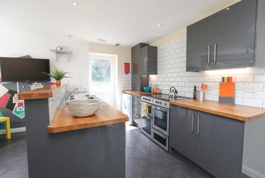 9 bed house, The Avenue, Bevendean, Brighton, BN24FD - Image 4