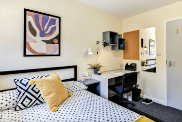 8 bed house, Upper Bevendean Avenue, Bevendean, Brighton, BN24FG - Image 6
