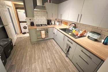 4 bed house, Baglan Street, Port Tennant, Swansea, SA18JZ - Image 4