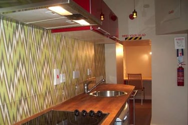 1 bed studio, Newsome Road, Primrose Hill, Huddersfield, HD46NY - Image 3